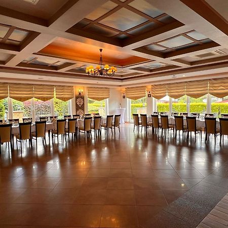 Papuga Park Hotel Wellness Marrakesz & Spa Bielsko-Biała Eksteriør billede