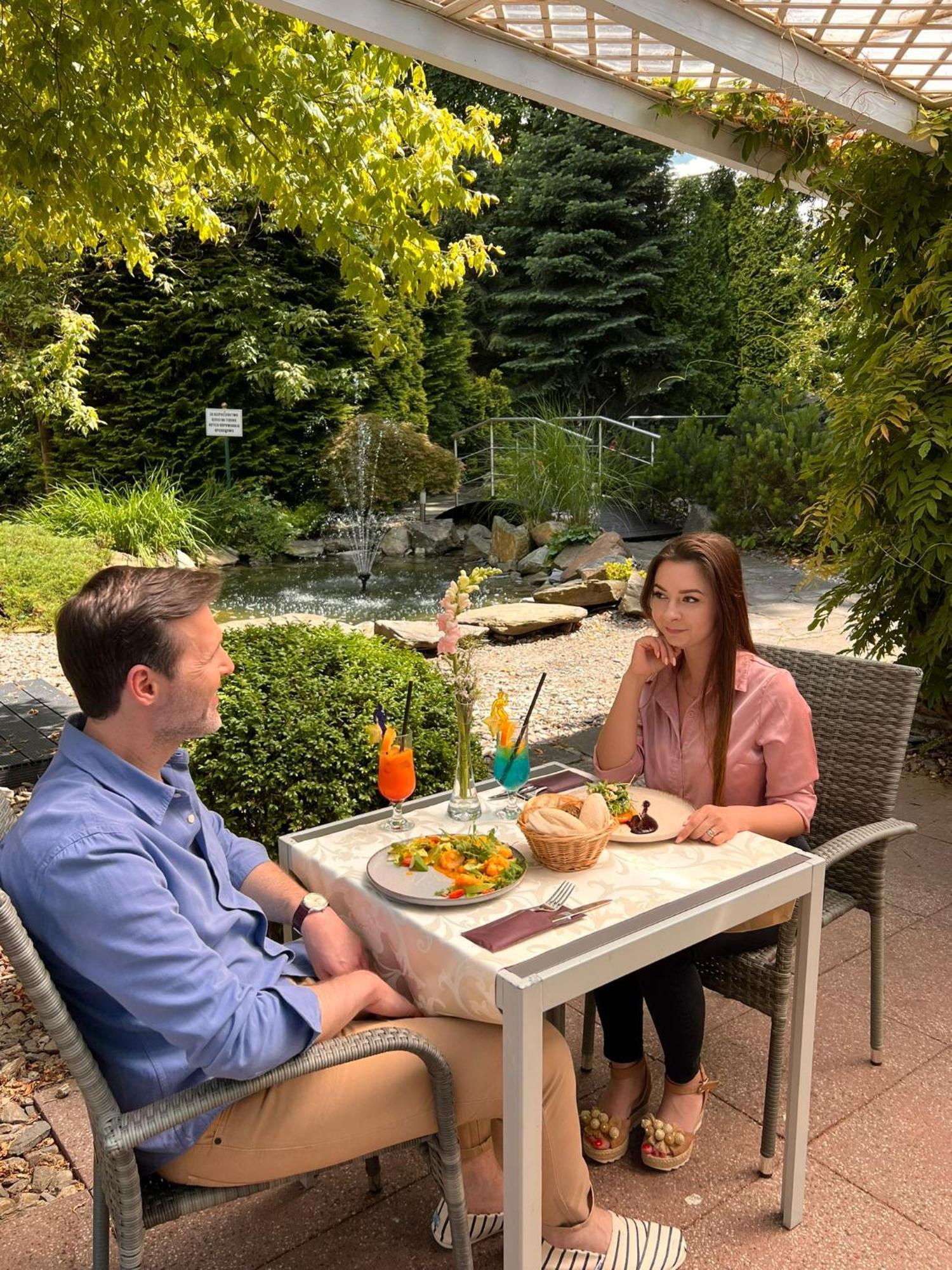 Papuga Park Hotel Wellness Marrakesz & Spa Bielsko-Biała Eksteriør billede