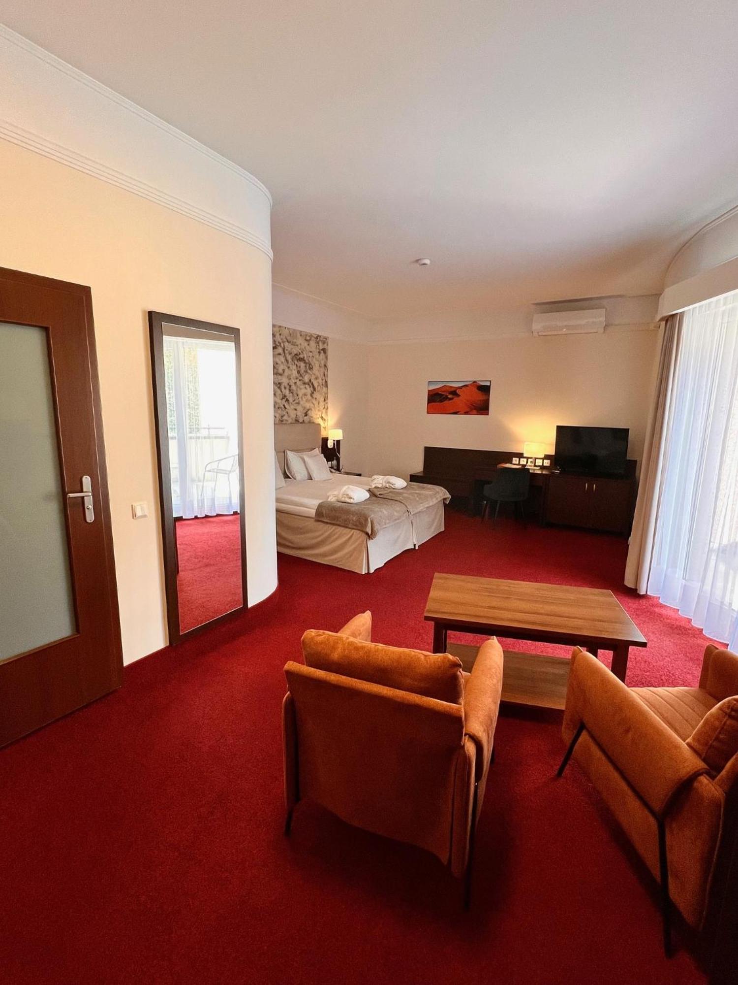 Papuga Park Hotel Wellness Marrakesz & Spa Bielsko-Biała Eksteriør billede