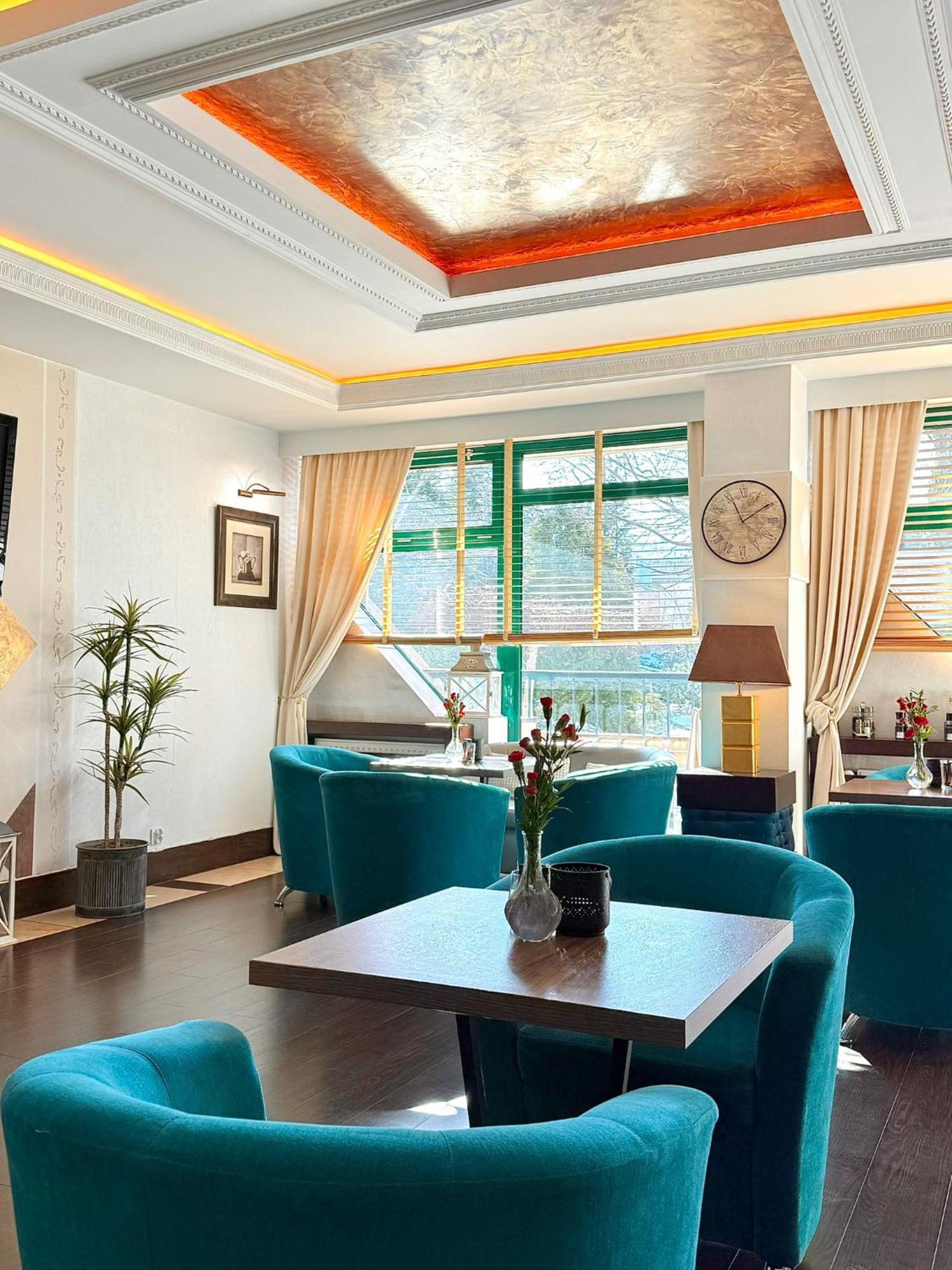 Papuga Park Hotel Wellness Marrakesz & Spa Bielsko-Biała Eksteriør billede