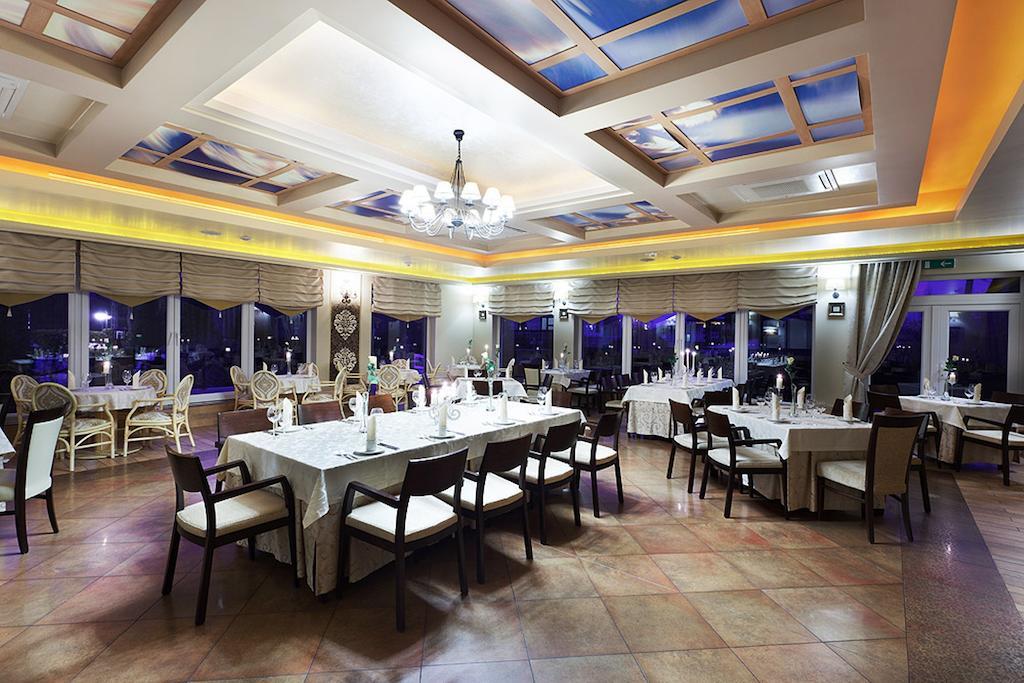 Papuga Park Hotel Wellness Marrakesz & Spa Bielsko-Biała Eksteriør billede