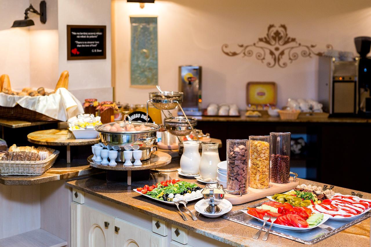 Papuga Park Hotel Wellness Marrakesz & Spa Bielsko-Biała Eksteriør billede