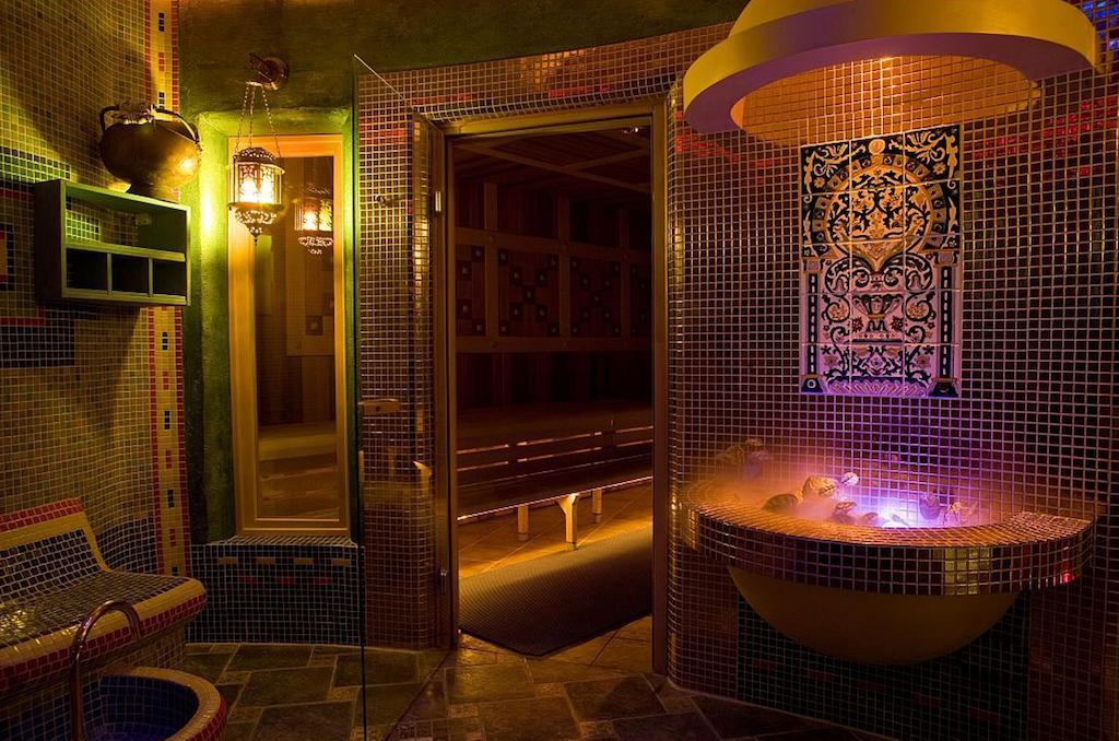 Papuga Park Hotel Wellness Marrakesz & Spa Bielsko-Biała Eksteriør billede